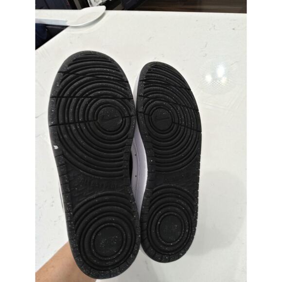 Fetch Nike Court Vision Low Next Nature White &  Black size 4.5 Y, 6 W Athletic - Picture 9 of 9